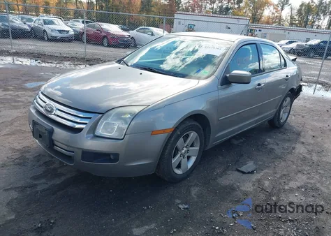2008 Ford Fusion Se z USA, uszkodzony, nr VIN 3FAHP07198R180951